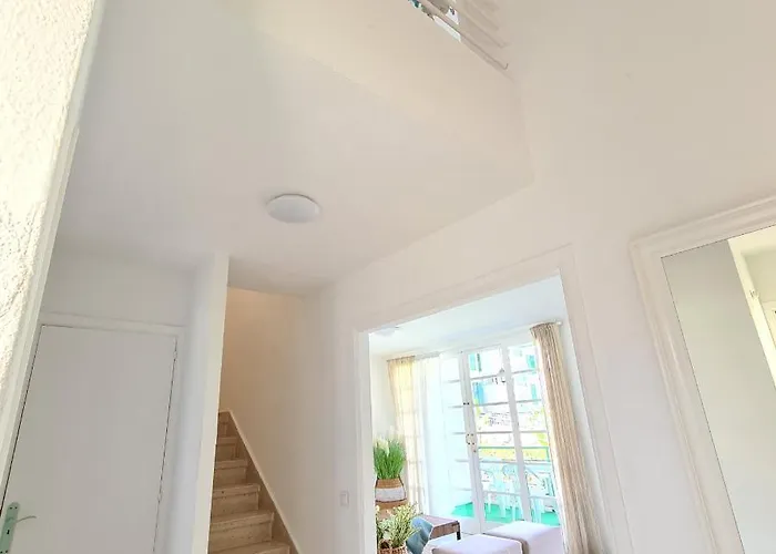 Проживання в сім'ї Vinas By Rinamar